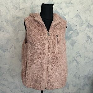 Weatherproof Vintage Ladies' Comfy Teddy Bear Vest Blushing Pink Size S